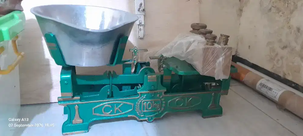 Timbangan meja / timbangan duduk Merek CK kapasitas 10 kg