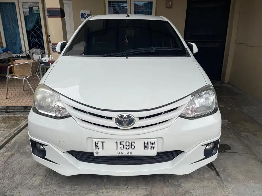 Etios 1.2 G MT 2013