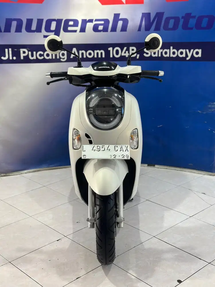 HONDA NEW SCOOPY PRESTIGE PUTIH TH 2024