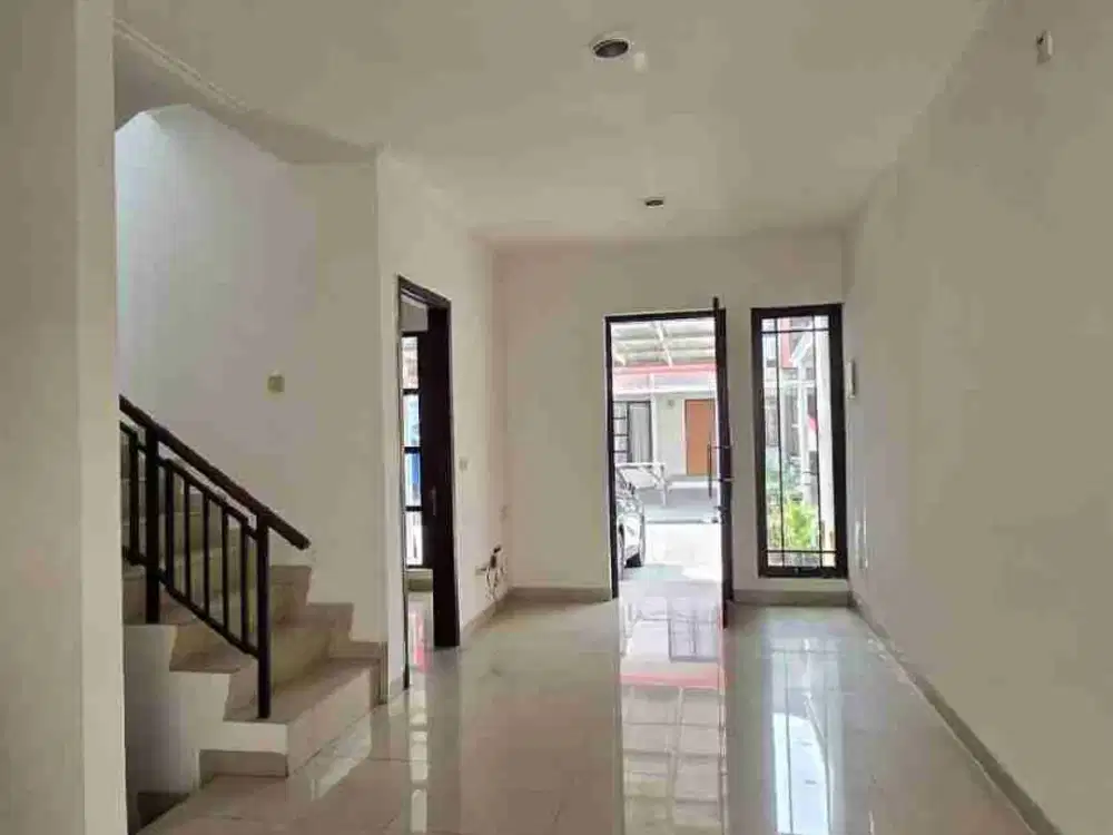 Rumah Sewa 3 kamar, non furnished di Greenlake City, Jakarta Barat