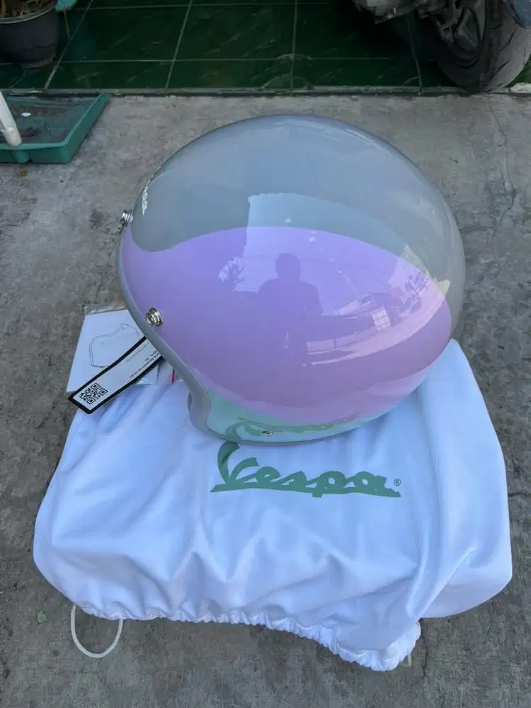 Helm vespa lilac green original size XL NEW