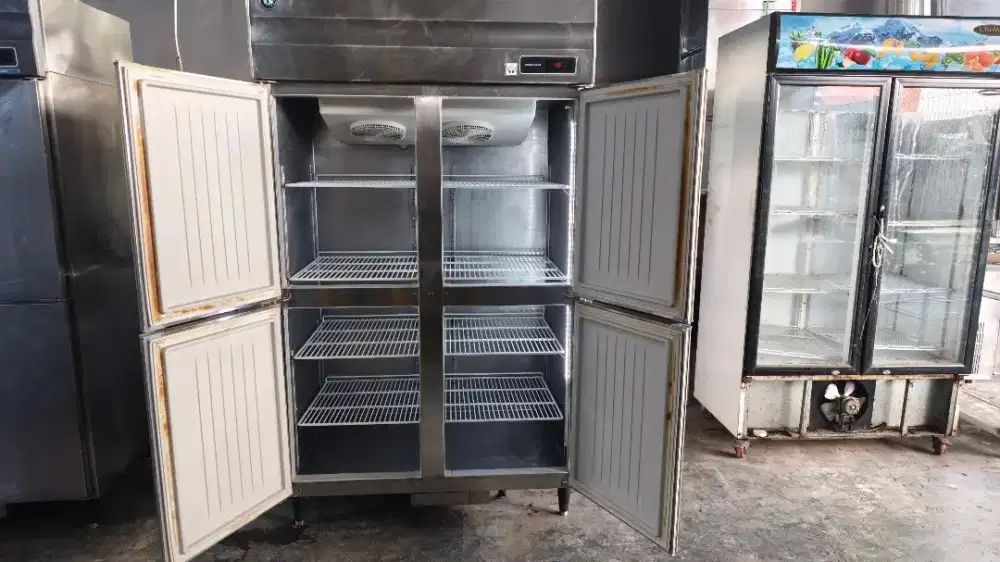 Hoshizaki upright chiller