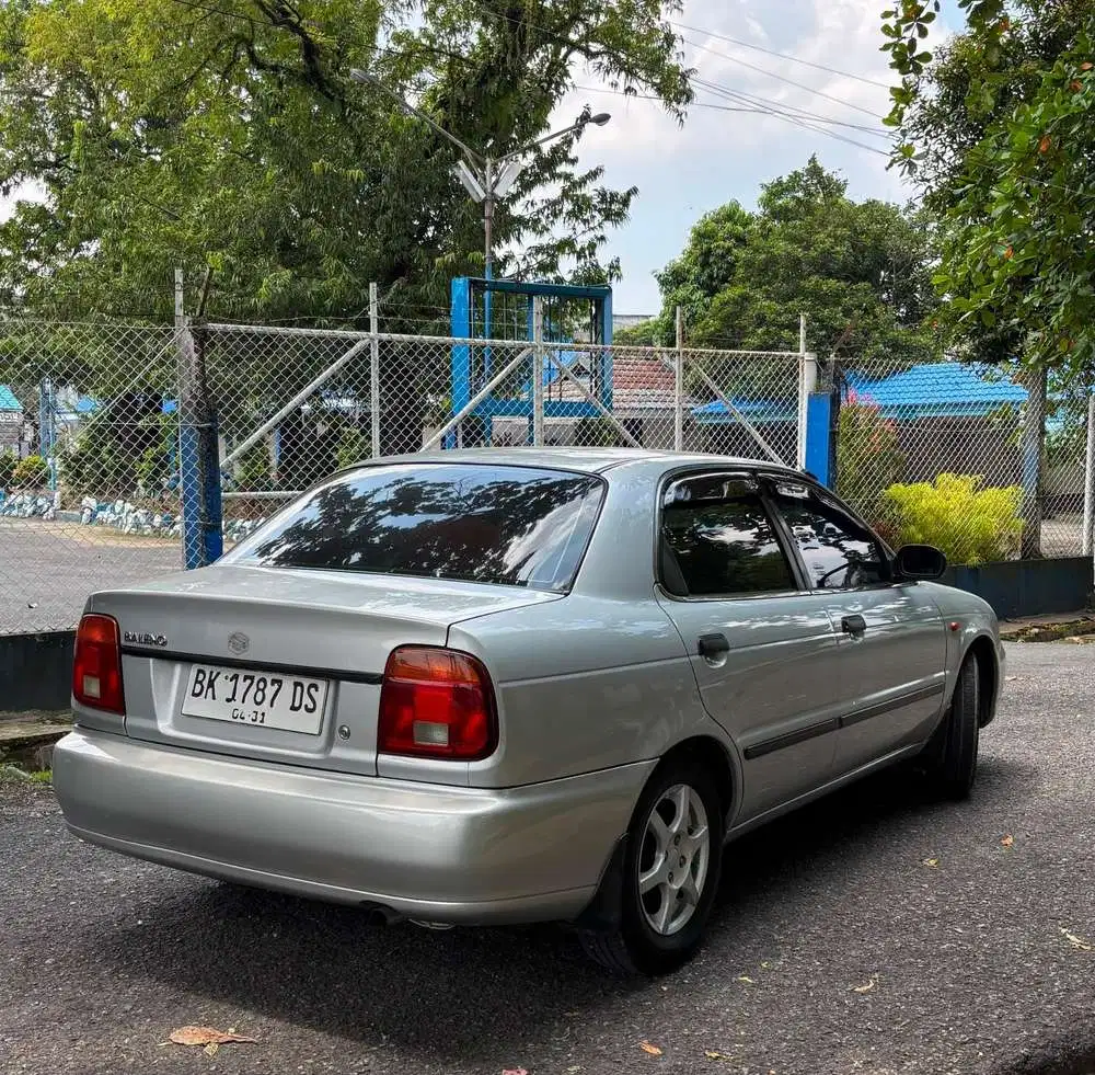 Suzuki Baleno 2001 Bensin