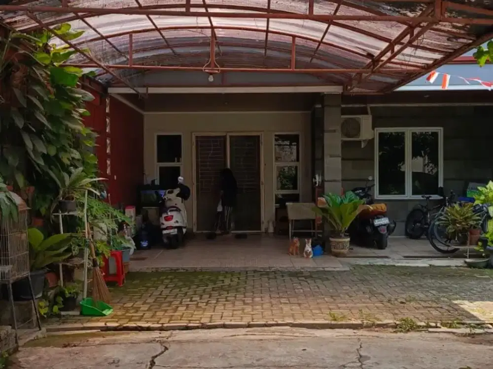 Dijual Rumah 3 Lantai di Puri Matoa Indah, Tanah Baru