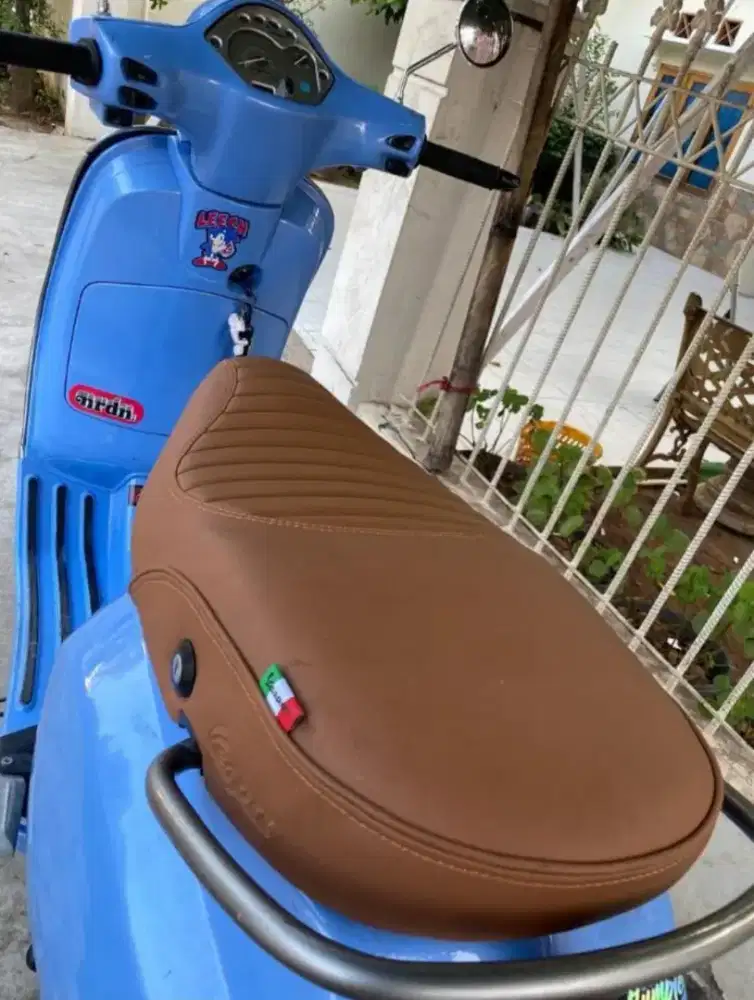 VESPA LX 125 2012.