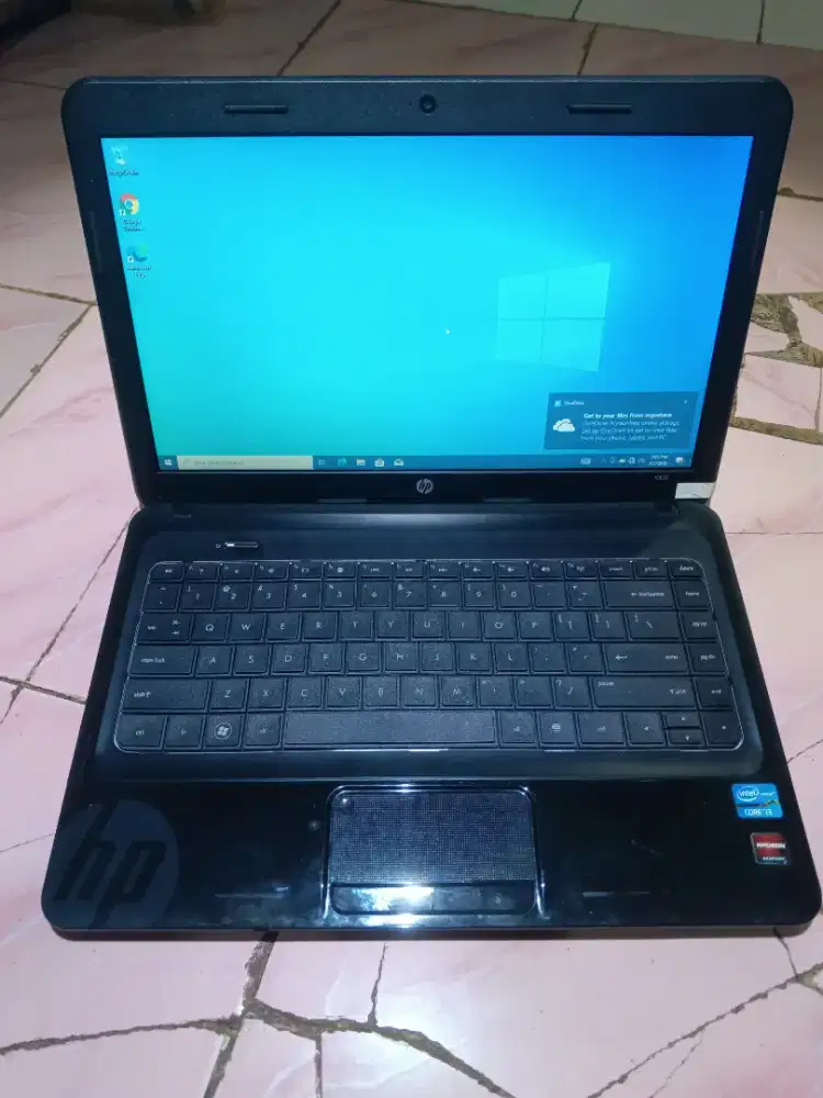 Laptop HP core i3 ram 4 double vga