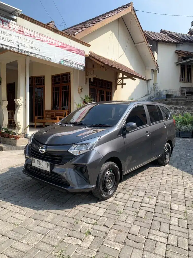 Daihatsu Sigra M 2022 manual Mt 1000cc calya R X kredit