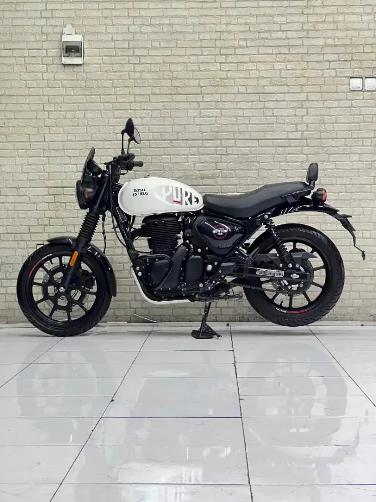 BEST RETRO‼️ Royal Enfield Hunter 350 ABS 2024 Putih Favorit - mustika