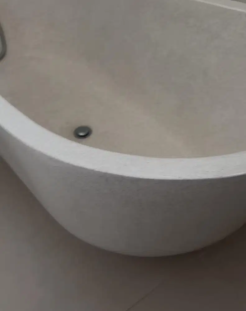 Bath Up kondisi 95% mulus, dijuak murah