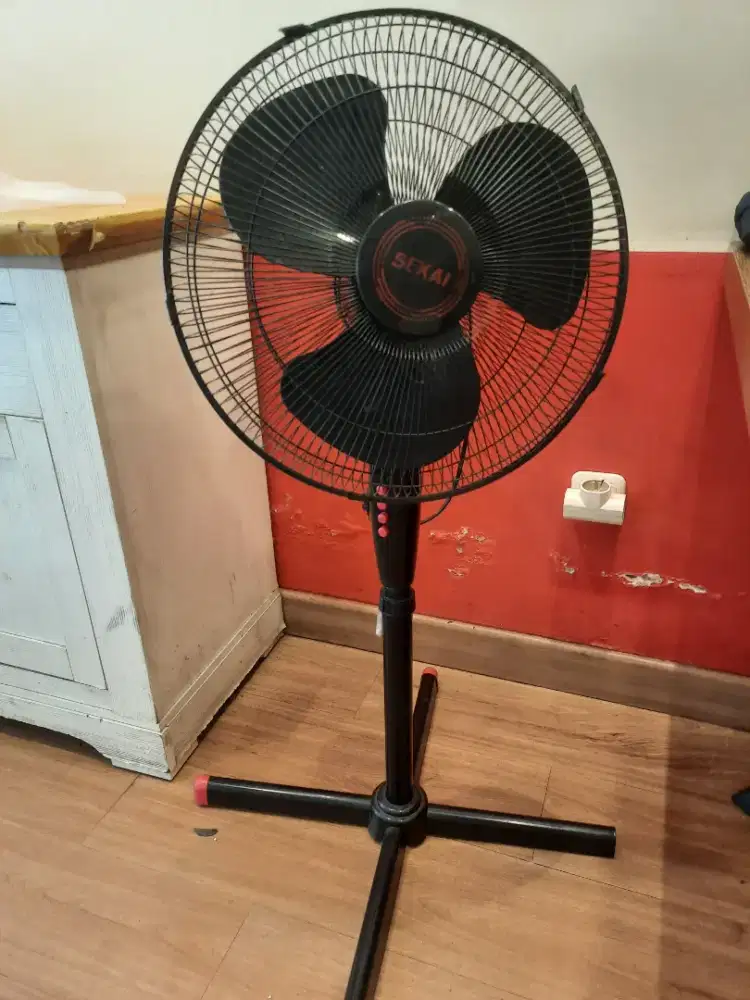 Kipas angin standing