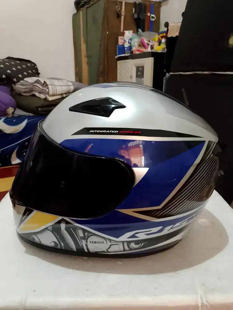 Helm Yamaha R15 Original