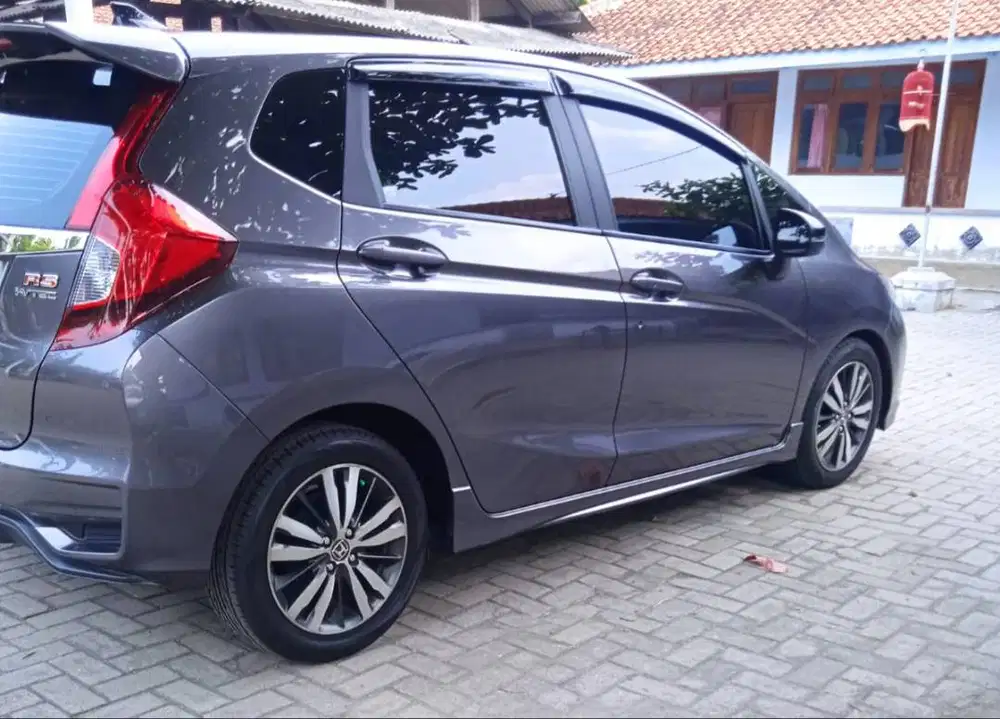 Di Jual Honda Jazz GK5 2019