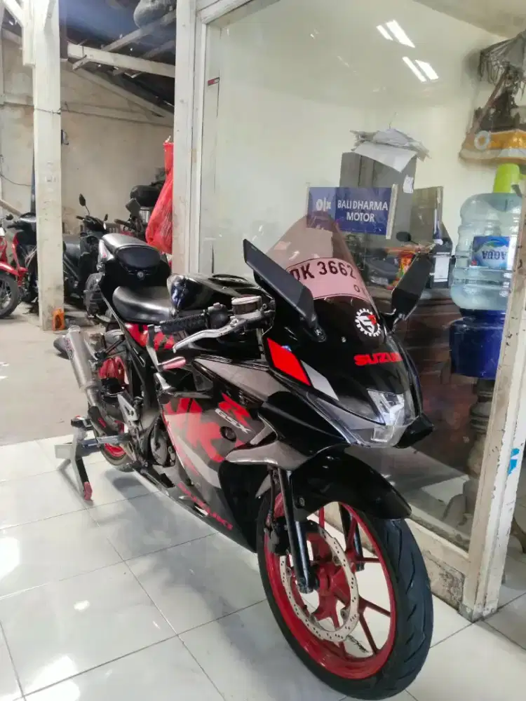 SUZUKI GSX 150 CC TAHUN 2019 PAJAK HIDUP SURAT LENGKAP