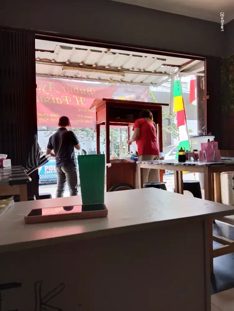 Dicari Pegawai Bubur Ayam Khusus Wanita