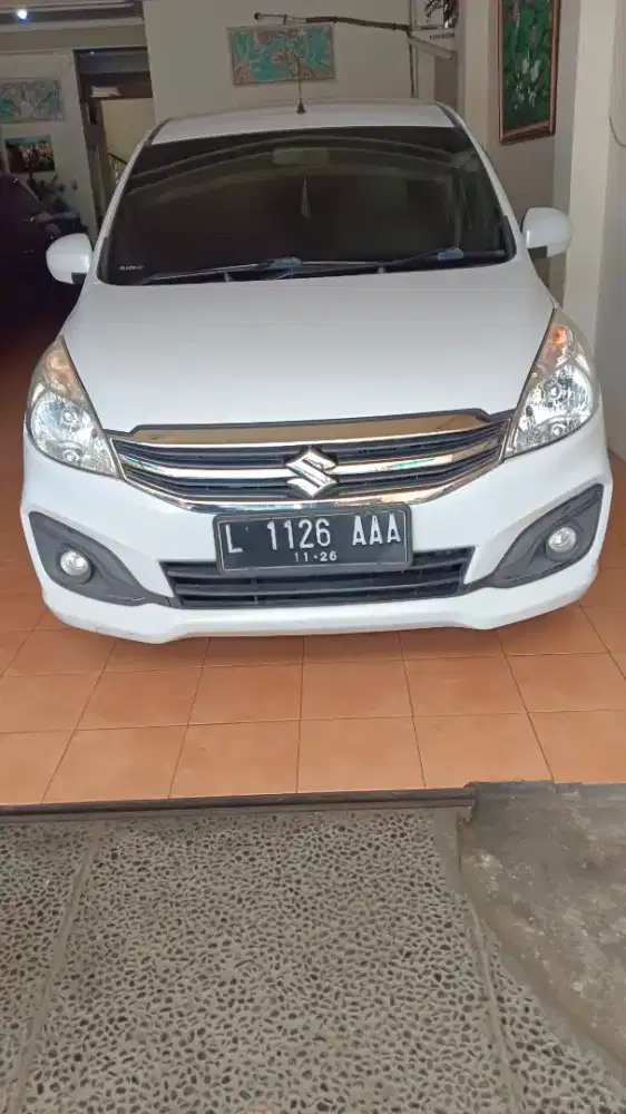 Suzuki ertiga GL mt putih mulus 2016 siap pakai 127 jt