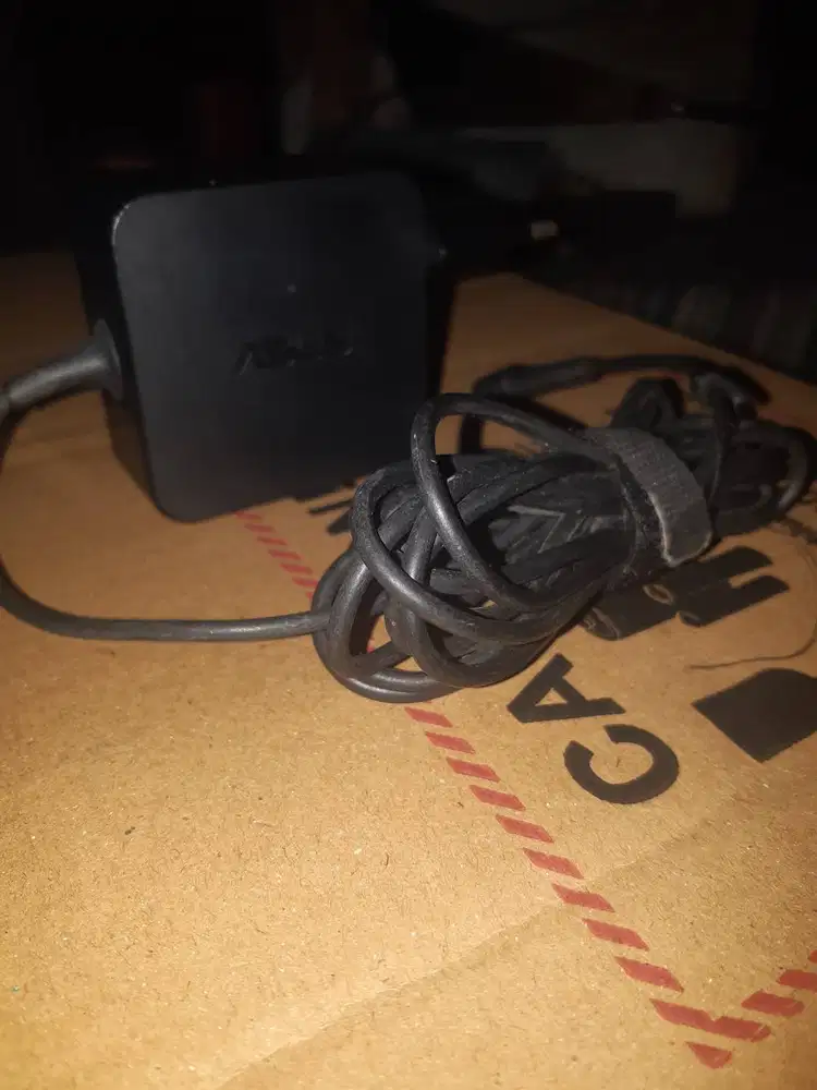 Charger Asus Vivobook X441M ORI