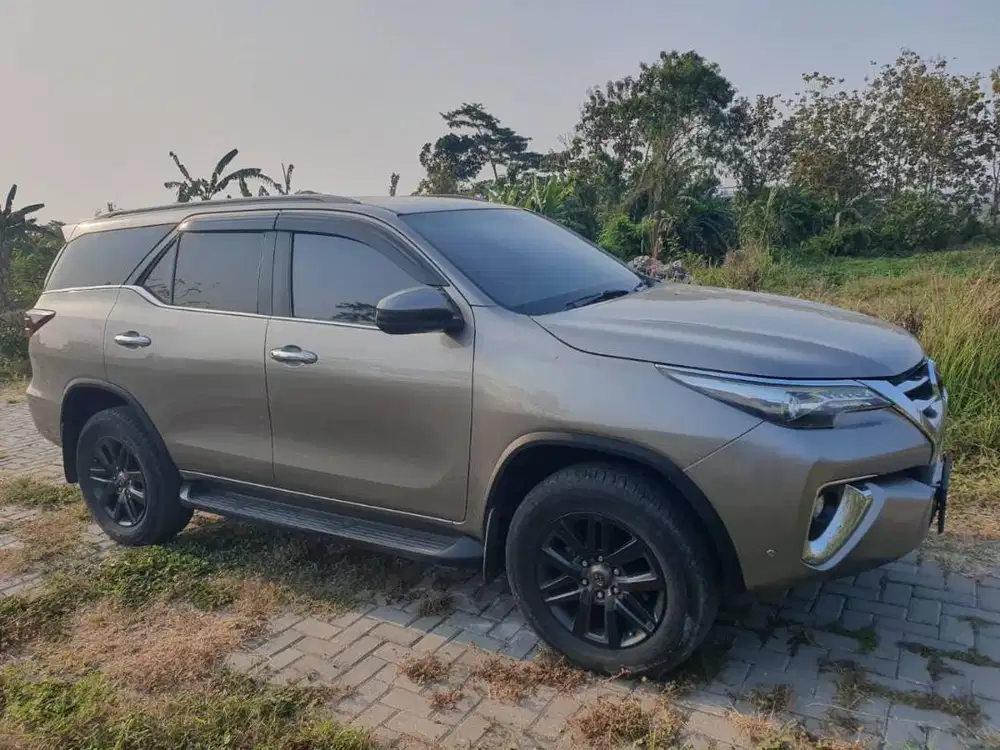 Toyota Fortuner 2.4 AT Diesel 2017