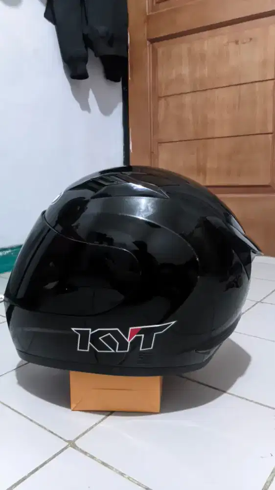 Helm Fullface kyt r10 black