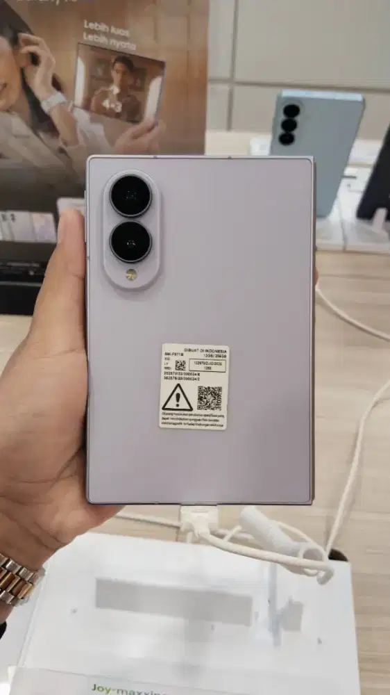 Samsung Galaxy Z Fold8 new kredit cicilan 0% dg home credit