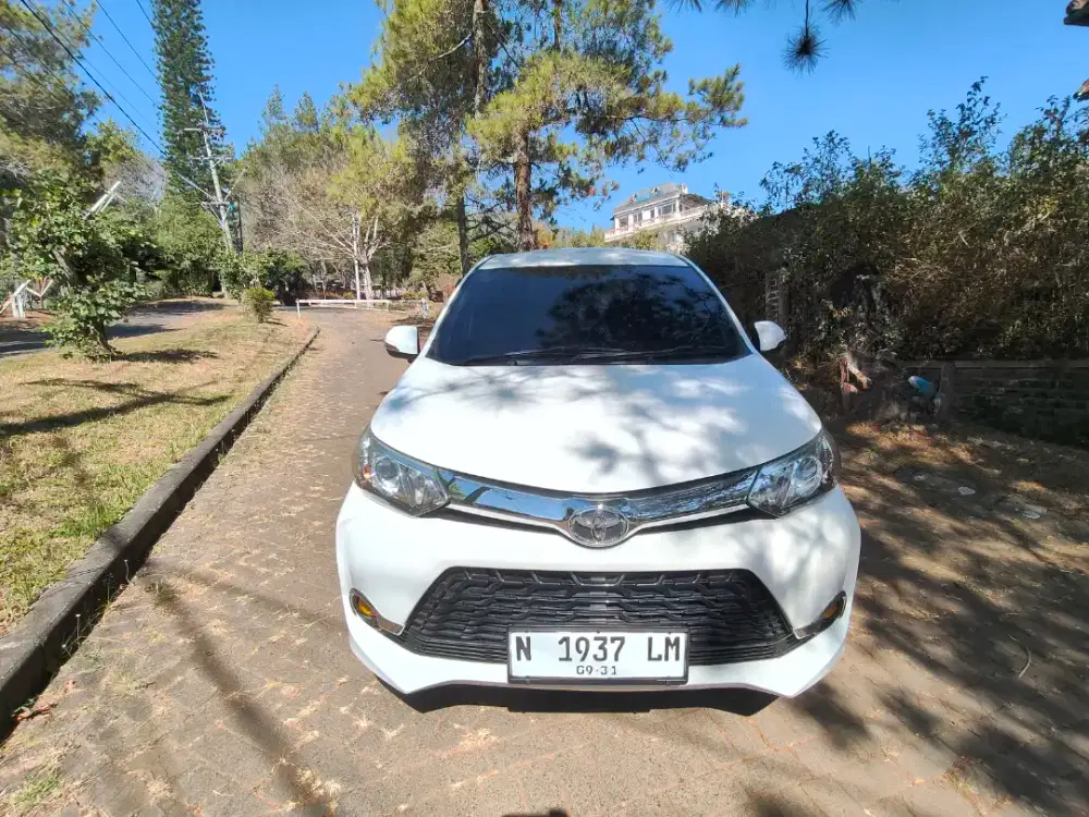 Toyota Avanza Veloz 1.5 AT 2017 kondisi top