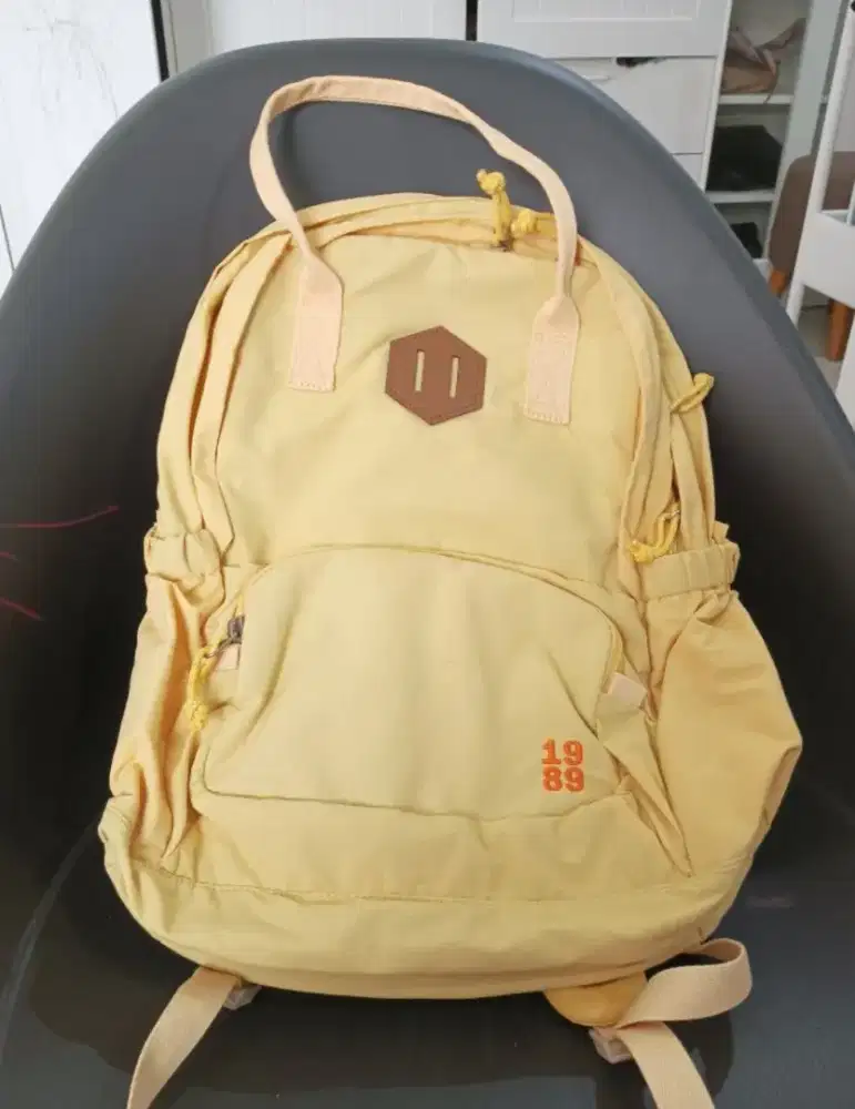 NEW WITH TAG!! TAS EIGER Shoreside Yellow Backpack