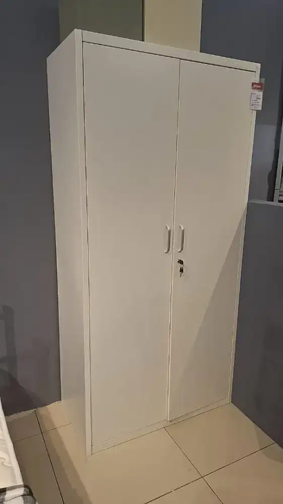 LEMARI BESI 2 PINTU 1JTAN CICIL 0%