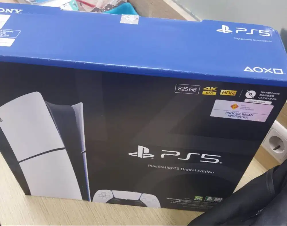 DIJUAL: PlayStation 5 (PS5) Slim Digital Edition 825GB