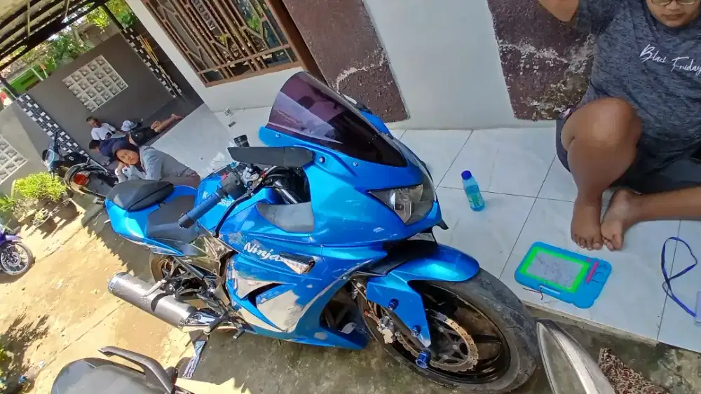 Ninja 250 cc karbu 2010