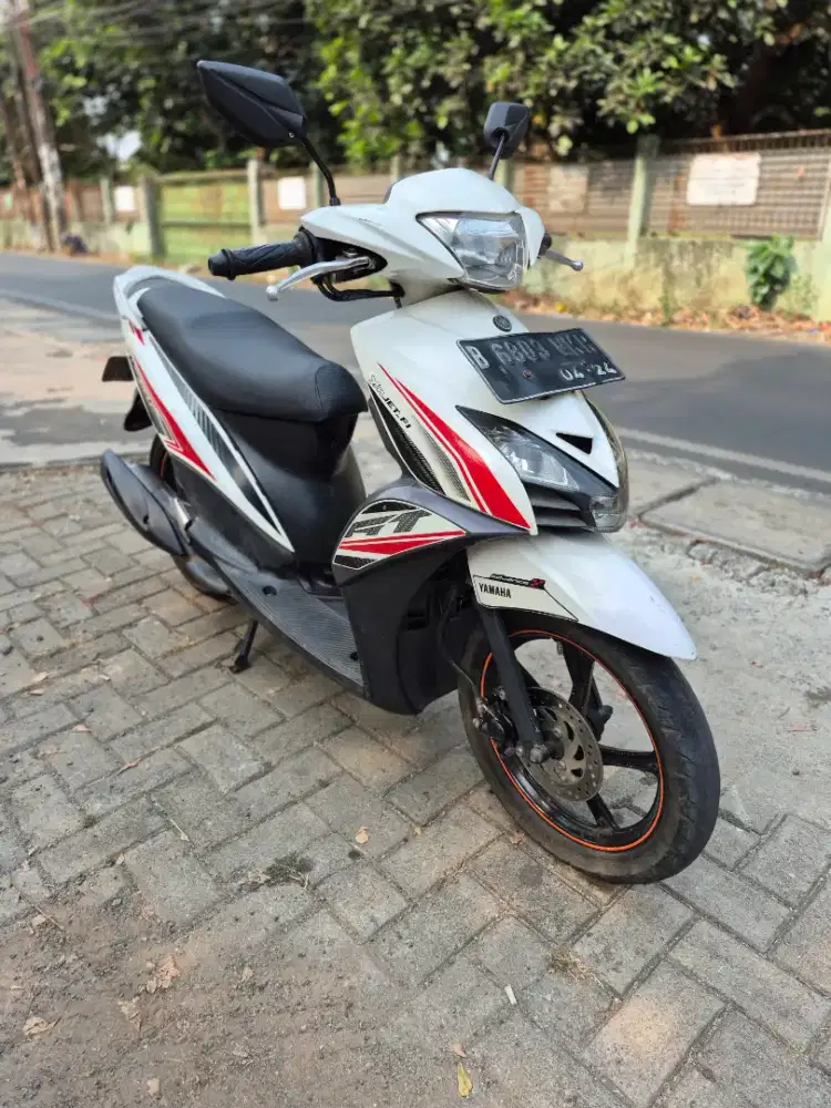 Dijual Yamaha Mio GT tahun 2014 surat lengkap