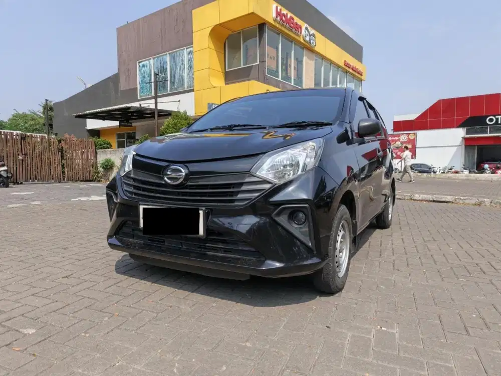 DP 20jt // 2024 DAIHATSU SIGRA 1.0 D STD MT