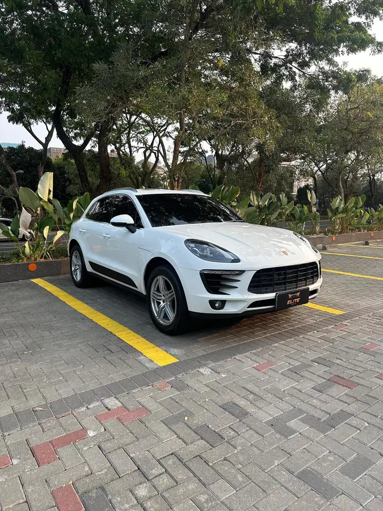 Porsche Macan PDK 2.0L AT 2017