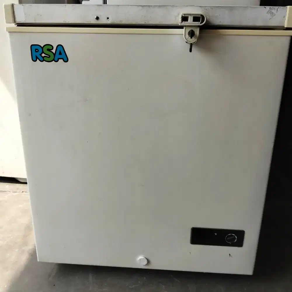 Frizeer BOK 150 liter