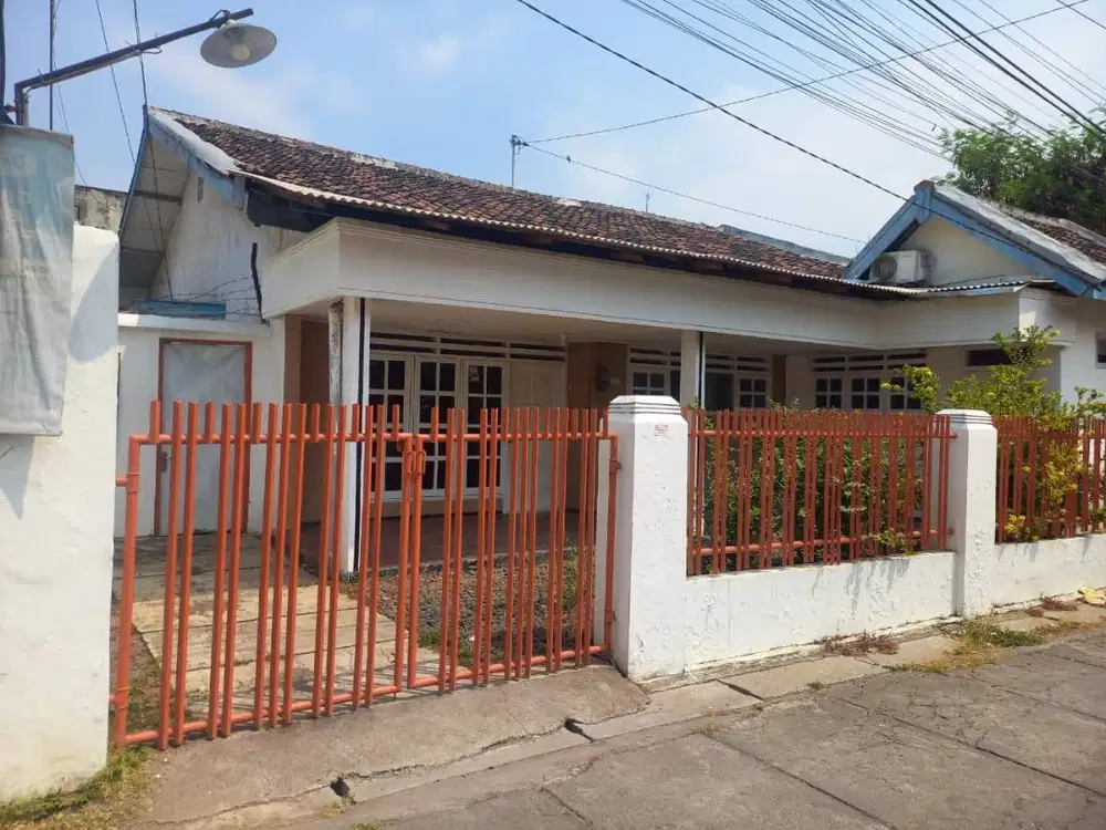 [BU] Dijual cepat rumah di Panglima Sudirman, Kota Pasuruan!
