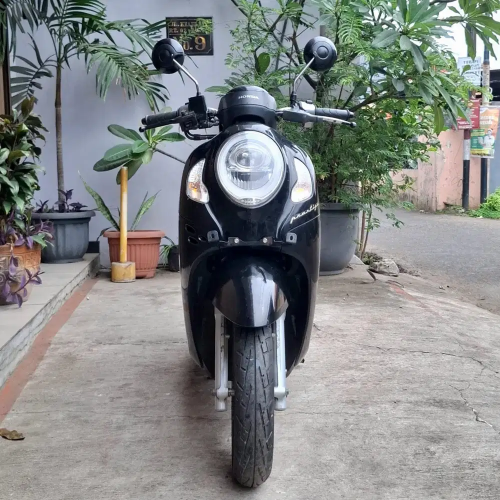 [Gratis Balik Nama] All New Honda Scoopy Prestige 110 CC Tahun 2021