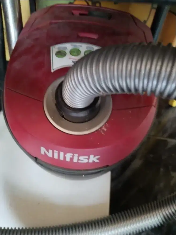 Jual Vacum clenaer second merk Nilfisk