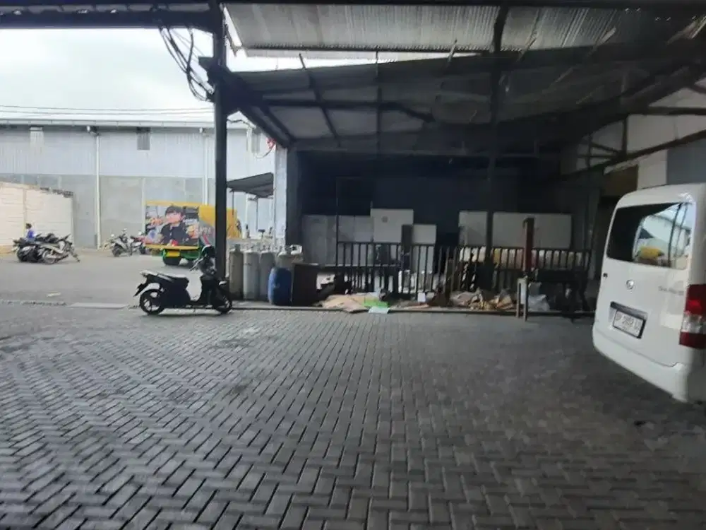 Dijual Gudang Siap Pakai Luas di Asrikaton Pakis Malang