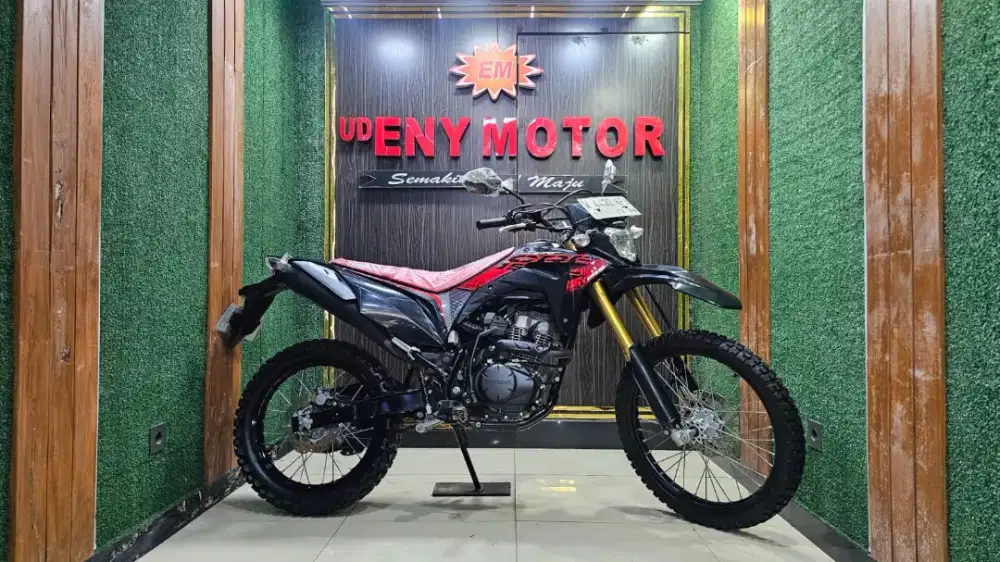 UD ENY MOTOR - Honda CRF 150 thn 2023 istimewah