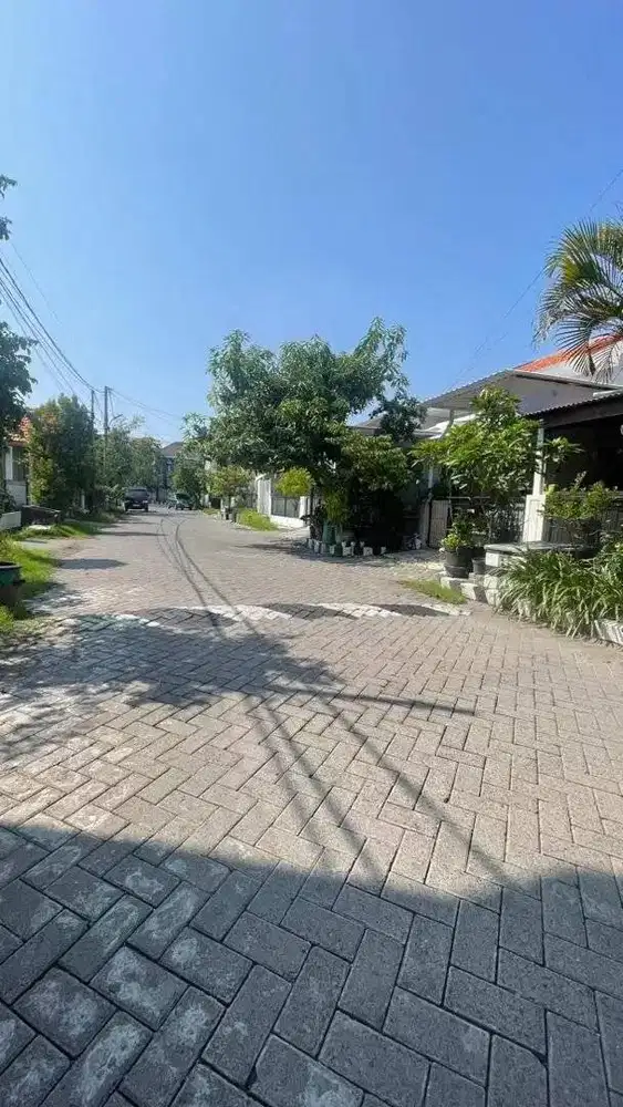 Rmh (162m2) di Pandugo 1 Rungkut