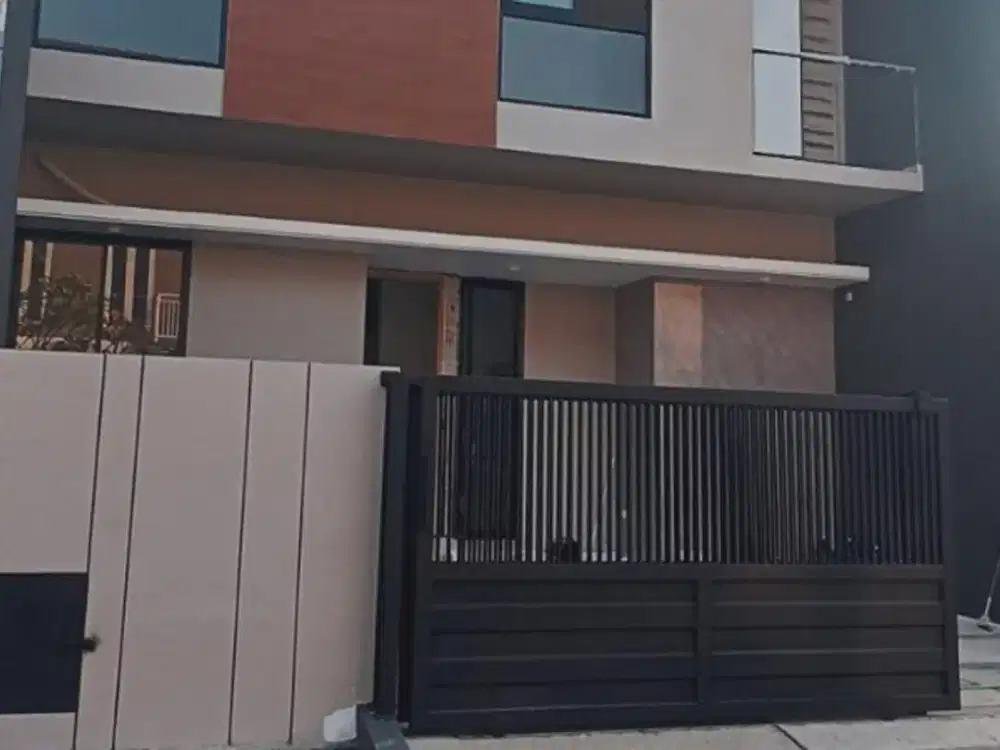 Rumah Pakuwon City Surabaya