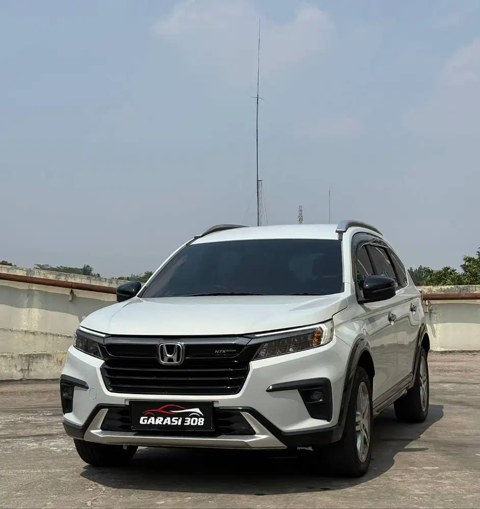 Honda BRV N7X E CVT 2024 pakai 2025 BR-V AT Putih KM 38 rb Pajak 01-27