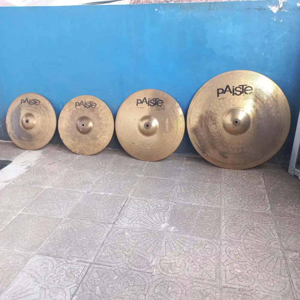 Cymbal drum set