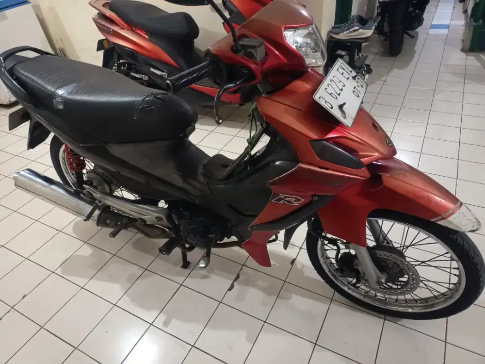 Di Jual  , Smash Titan