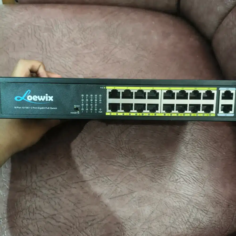 Loewix PoE Switch CCTV 16 Port + 2 Port Gigabit LX-2116N