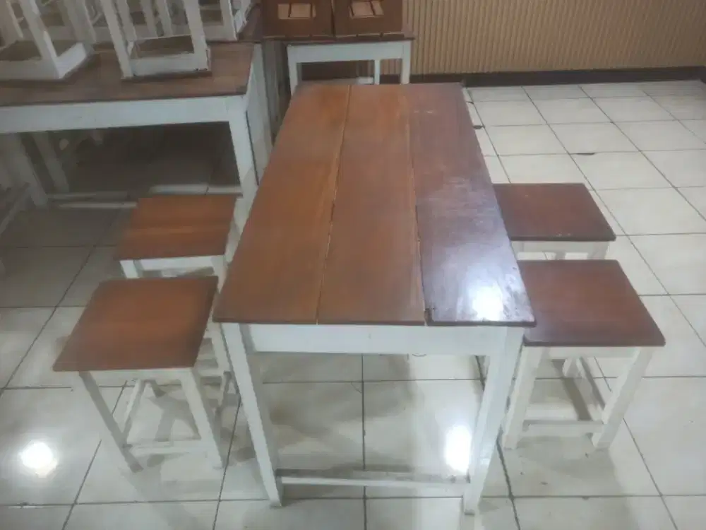 Dijual Meja Kursi second warung makan
