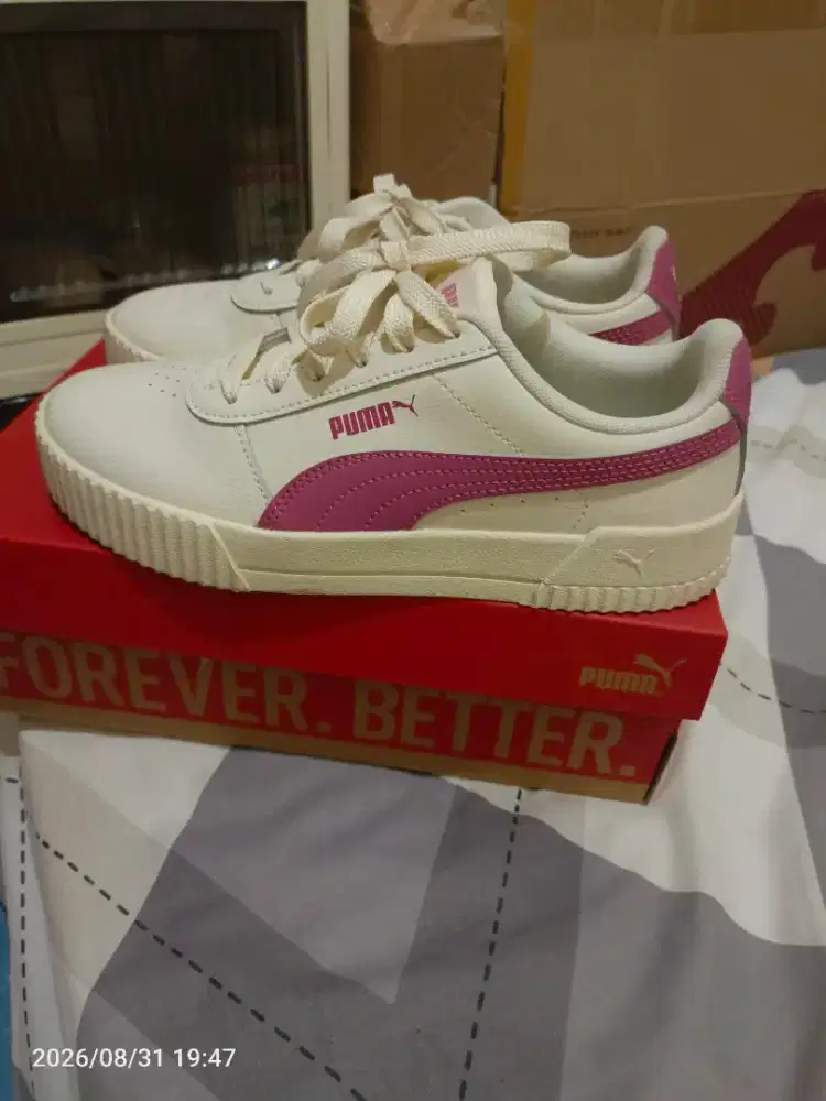 Jual sepatu second, kondisi msh baru pake sekali