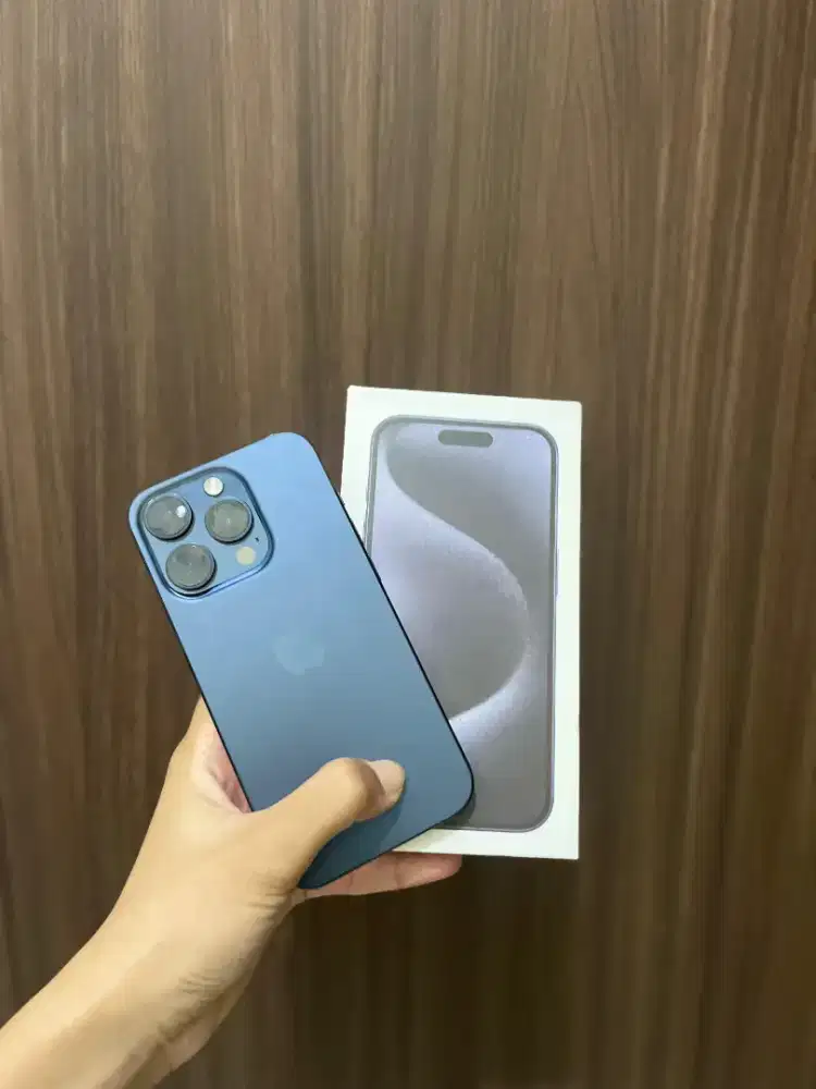 iphone 15 pro 256gb esim only