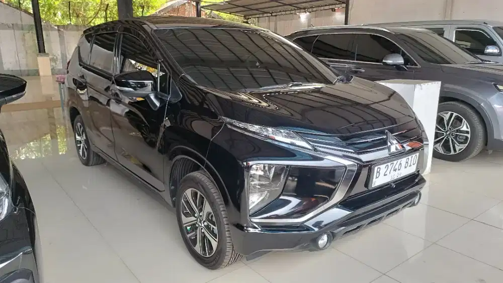 Xpander Exceed At 2019 Hitam