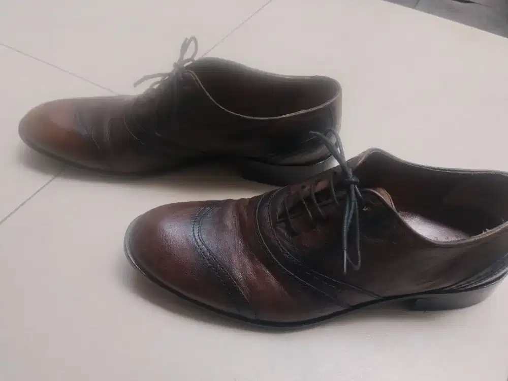 Sepatu kulit Florsheim imperial masih bagus
