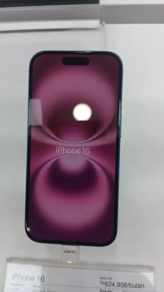 HELLO IPHONE 16