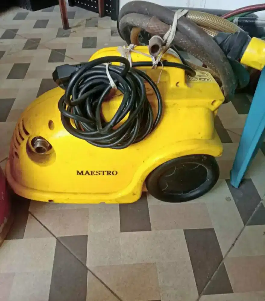 Mesin Steam Maestro